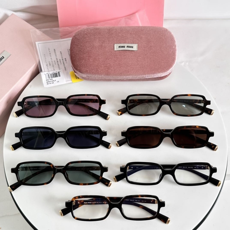 MIU MIU